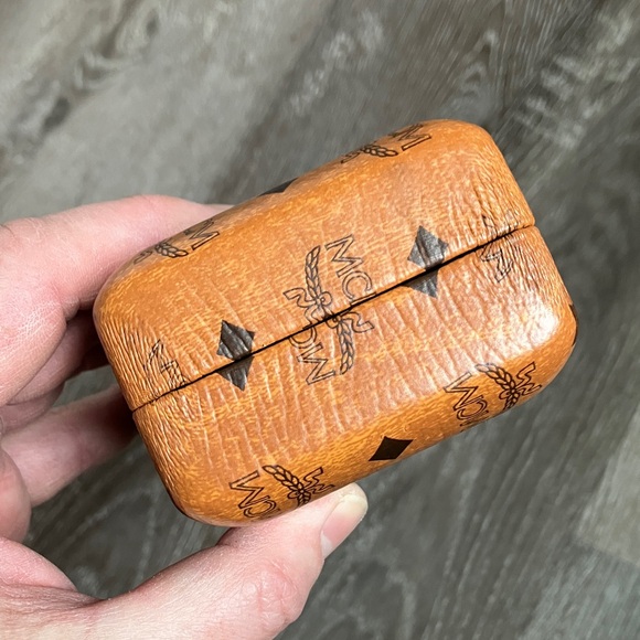 MCM Monogram Sunglasses Hard Case - Picture 6 of 16